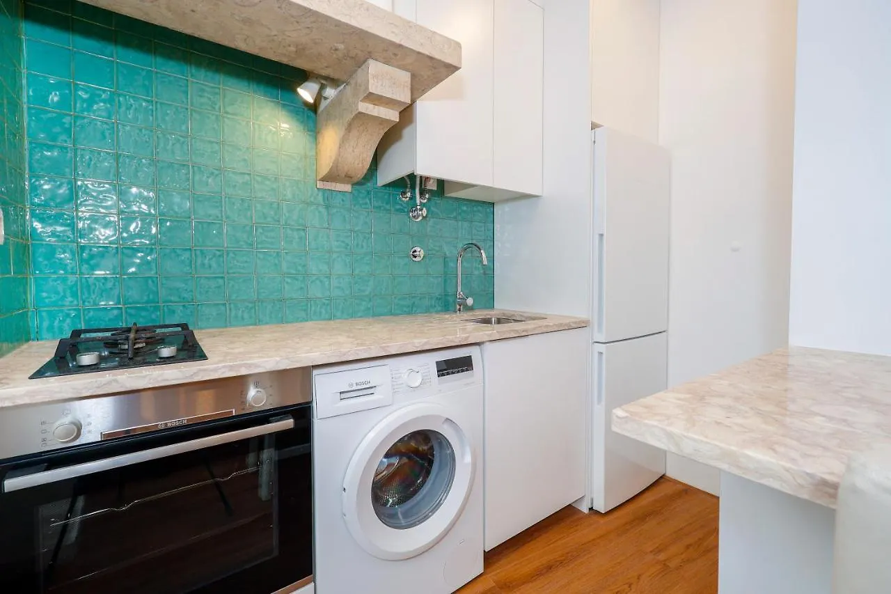 7Ti7 Telhal Apartment With A Lovely Backyard Lisbona